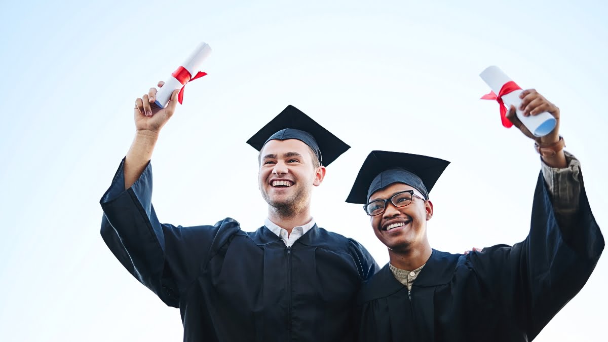 How Scholarships Can Help Your Studies